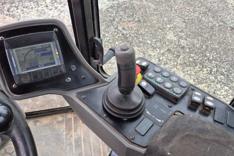 OmecoHub - Immagine CATERPILLAR CS66B